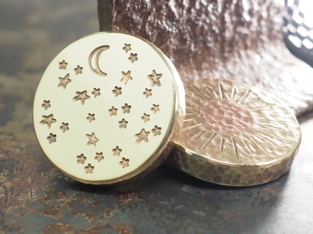 Handmade 'Night vs Day' Hammered EDC Coin / Worry Coin / Paperweight - 34mm Dia. x 6.5mm (1/4in) - Brass with Copper Centre